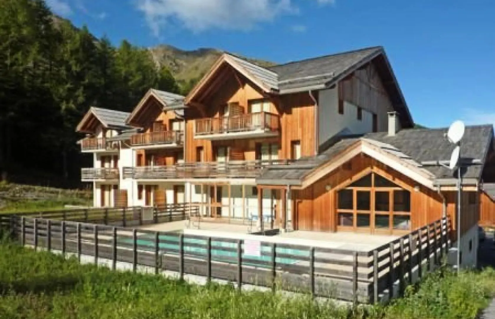 Residence La Combe D Or - Appartement En Residence De Standing Mae-6304 Les Orres 0*,  France